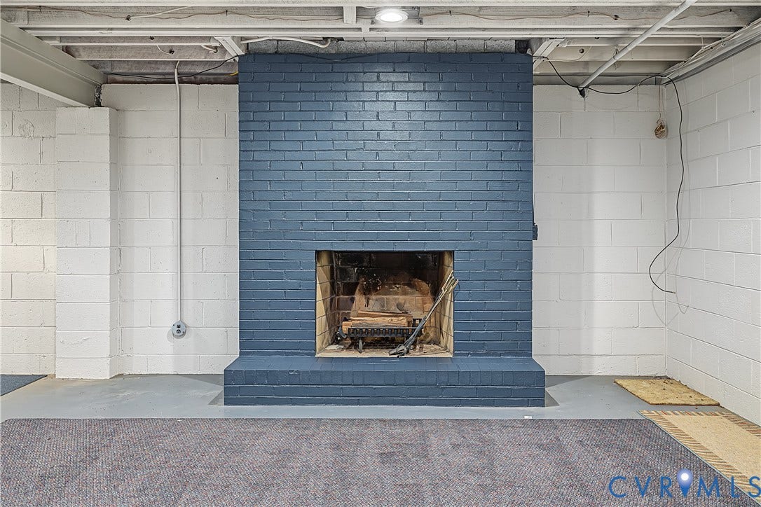 5004 Riverside Drive, Westover Hills, Richmond, VA 23225 Wood burning fireplace