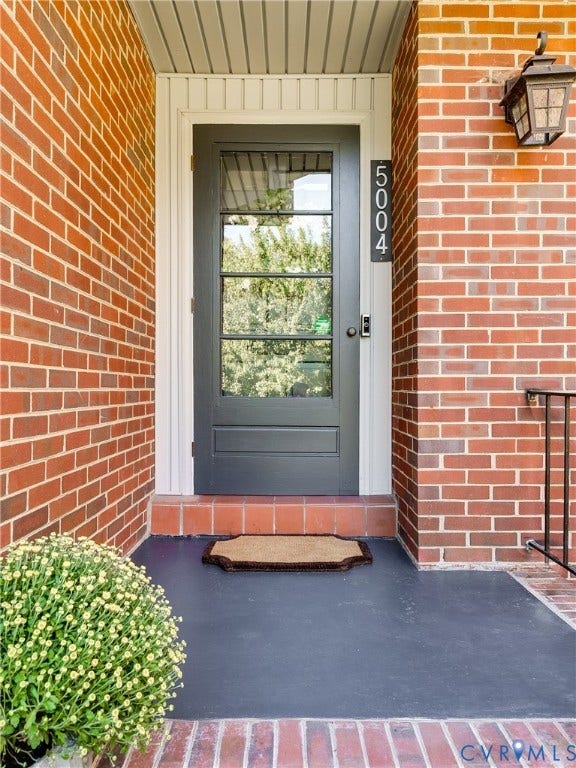 5004 Riverside Drive, Westover Hills, Richmond, VA 23225 Front entry