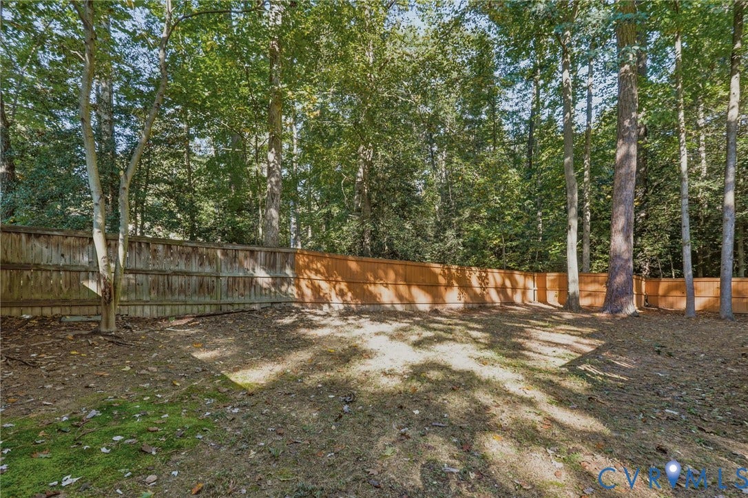 1000 Mansfield Crossing Road, Mansfield Crossing, North Chesterfield, VA 23236 Fully fenced large rear lot