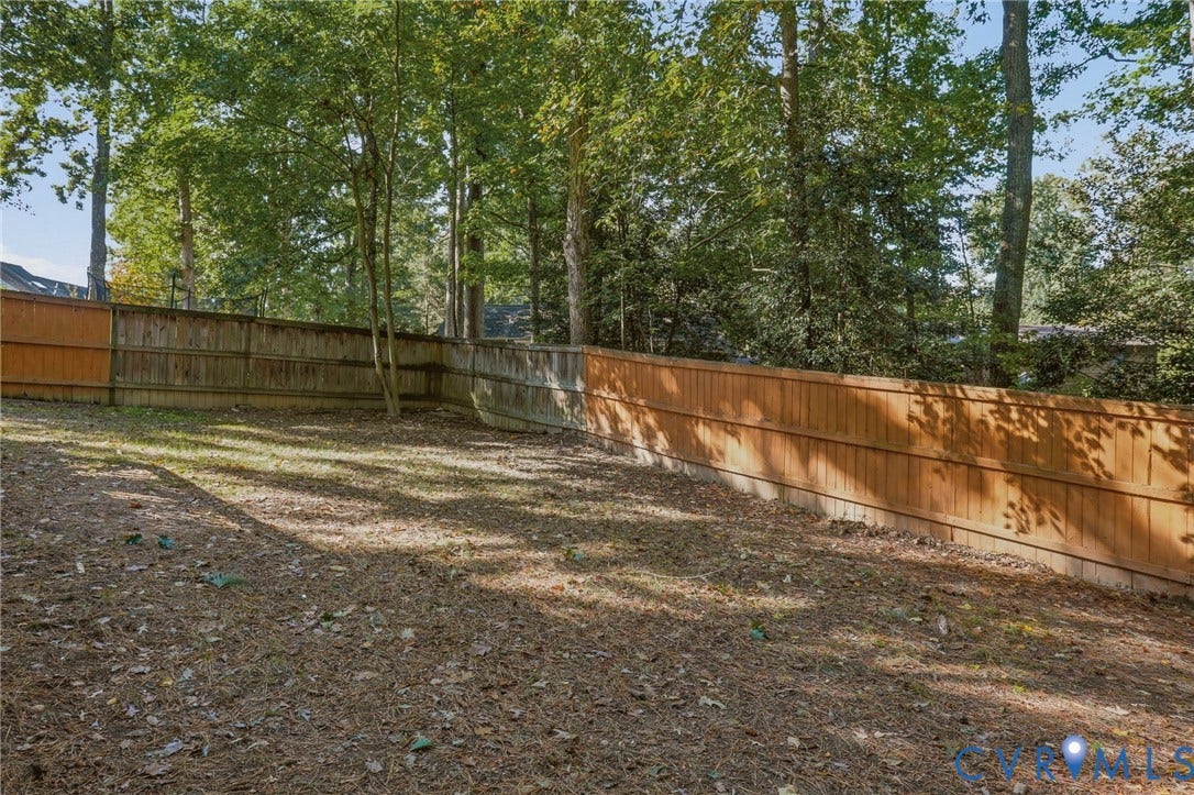 1000 Mansfield Crossing Road, Mansfield Crossing, North Chesterfield, VA 23236 6 foot privacy fence