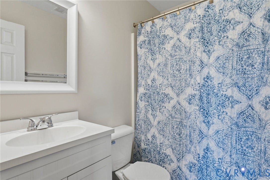 7206 Andersons Forge Court, Andersons Forge, North Chesterfield, VA 23225 Hall full bath