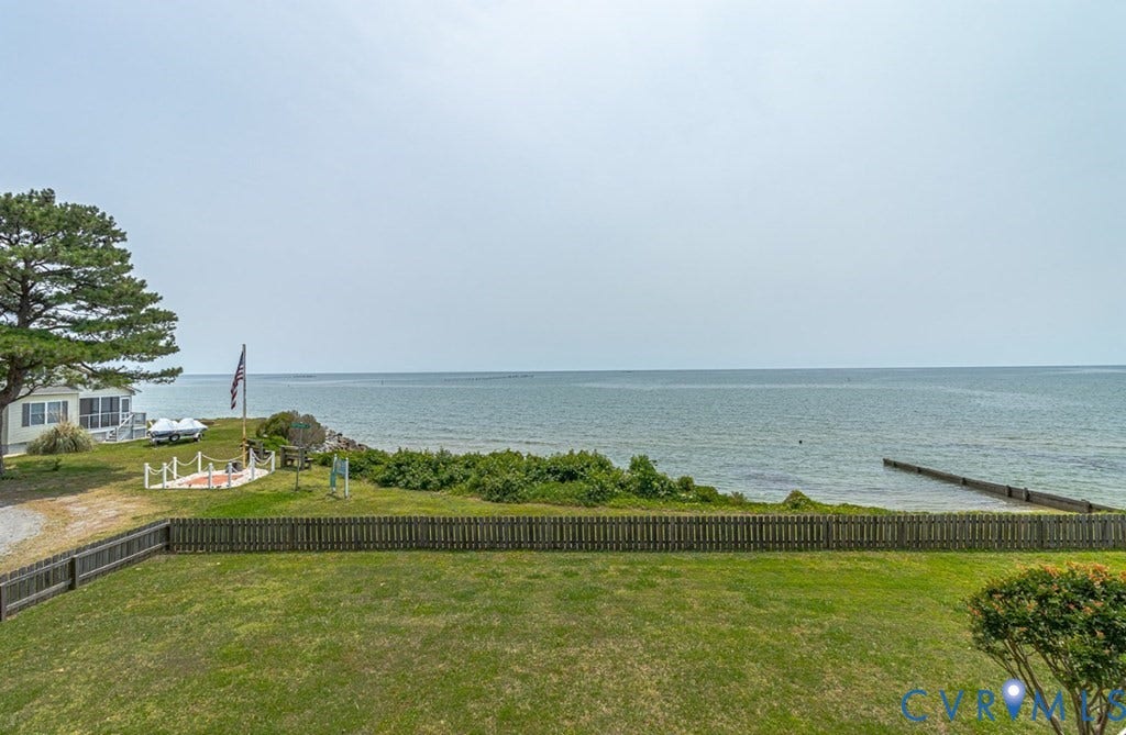 13 Leming Avenue, Reedville, VA 22539