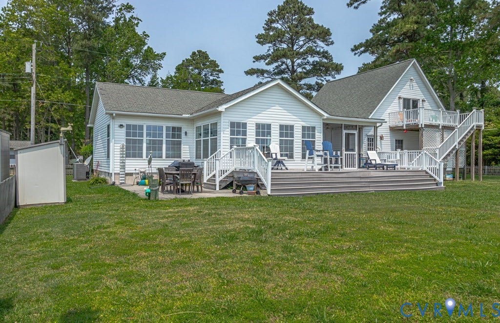 13 Leming Avenue, Reedville, VA 22539