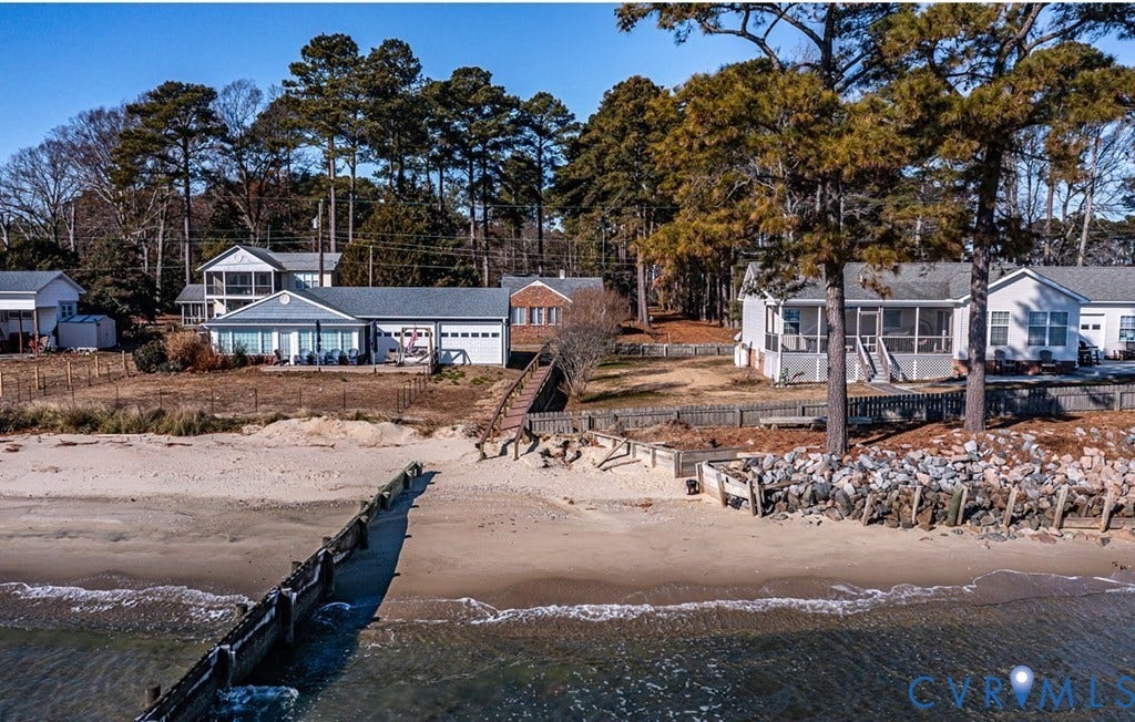 13 Leming Avenue, Reedville, VA 22539