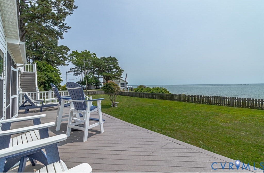 13 Leming Avenue, Reedville, VA 22539