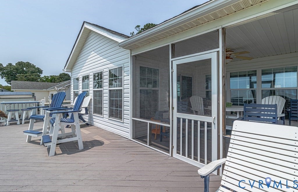13 Leming Avenue, Reedville, VA 22539