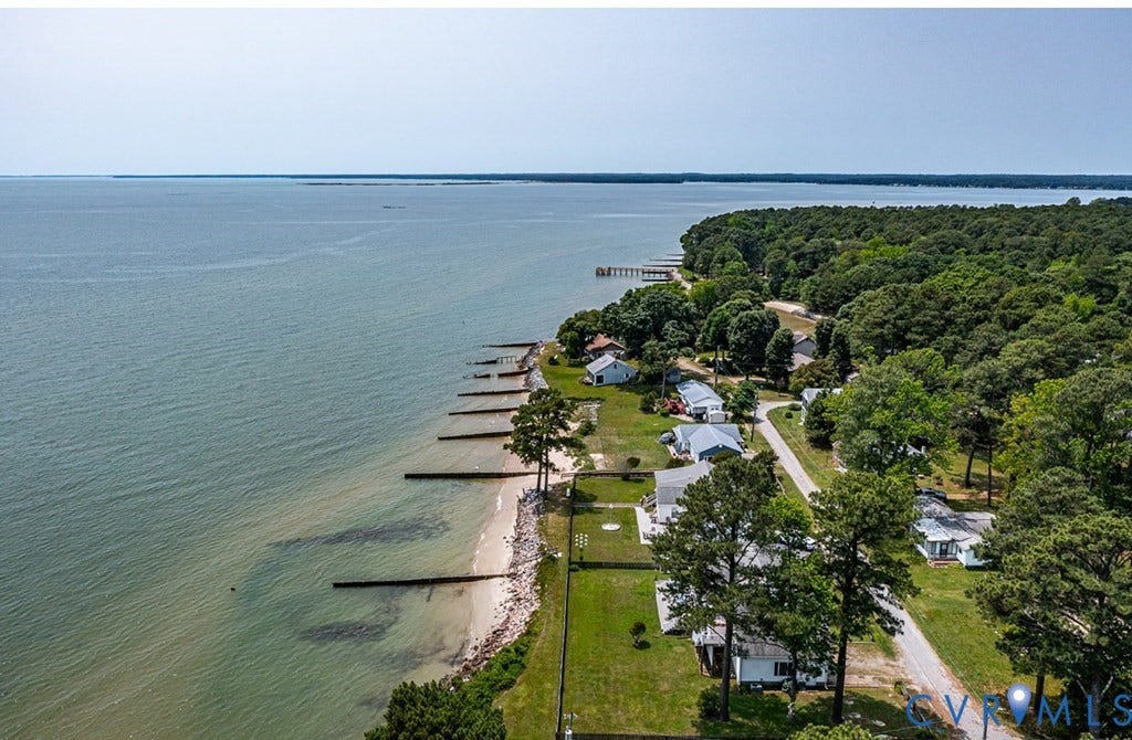 13 Leming Avenue, Reedville, VA 22539