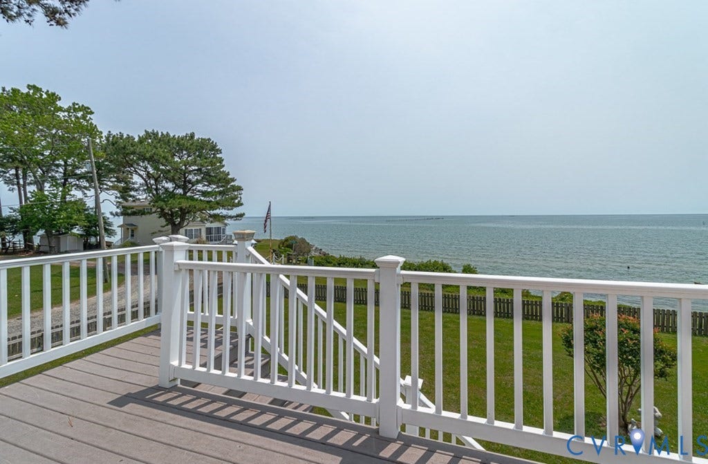 13 Leming Avenue, Reedville, VA 22539