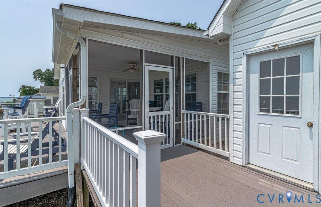 13 Leming Avenue, Reedville, VA 22539