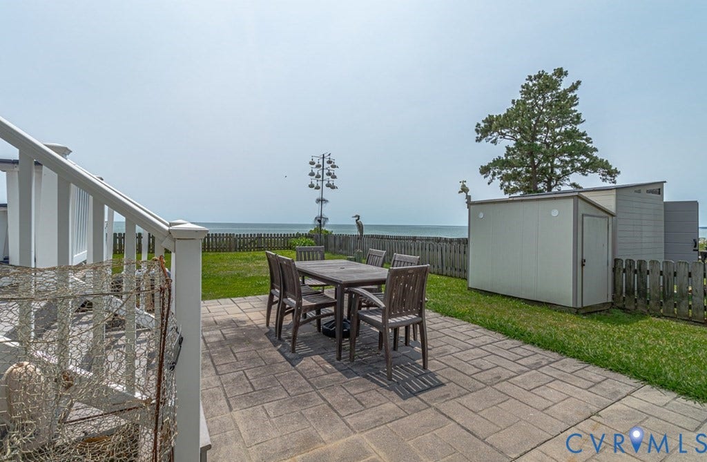 13 Leming Avenue, Reedville, VA 22539