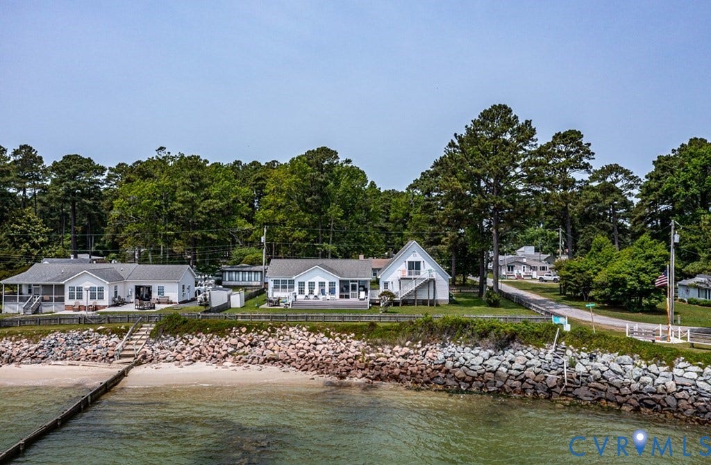 13 Leming Avenue, Reedville, VA 22539