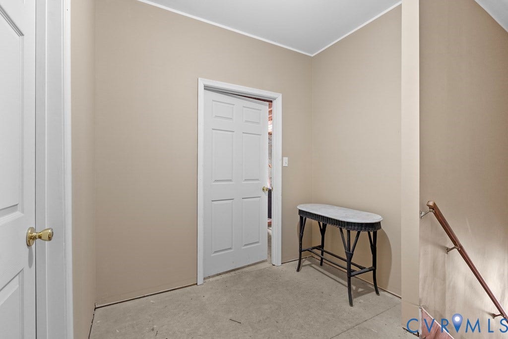 215 S Main Street, Blackstone, VA 23824