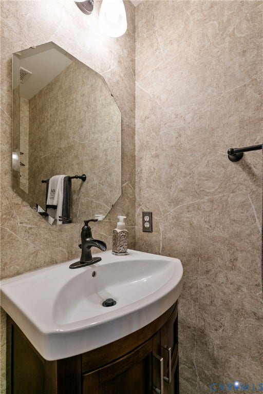 Main level half bathroom