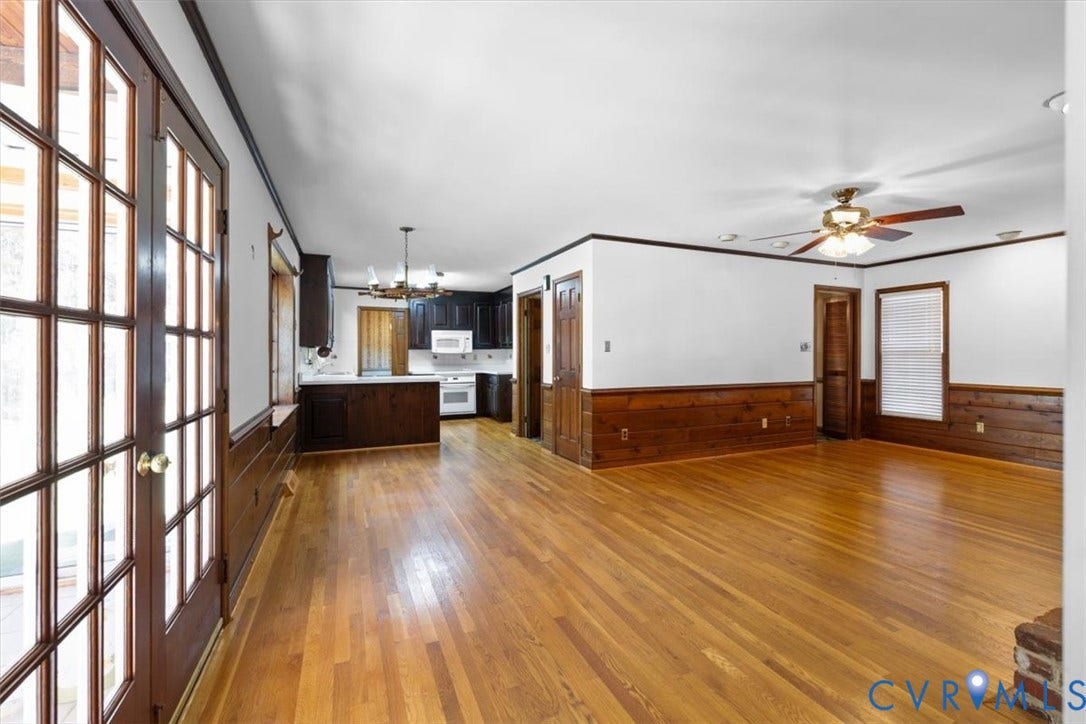 11716 Ivywood Road, Chester, VA 23831