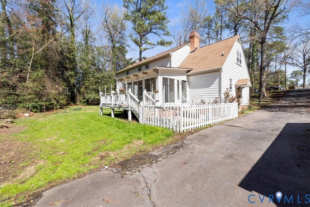 11716 Ivywood Road, Chester, VA 23831