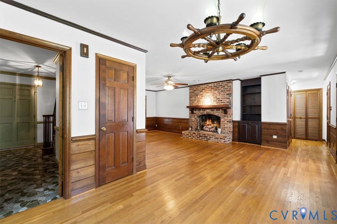 11716 Ivywood Road, Chester, VA 23831