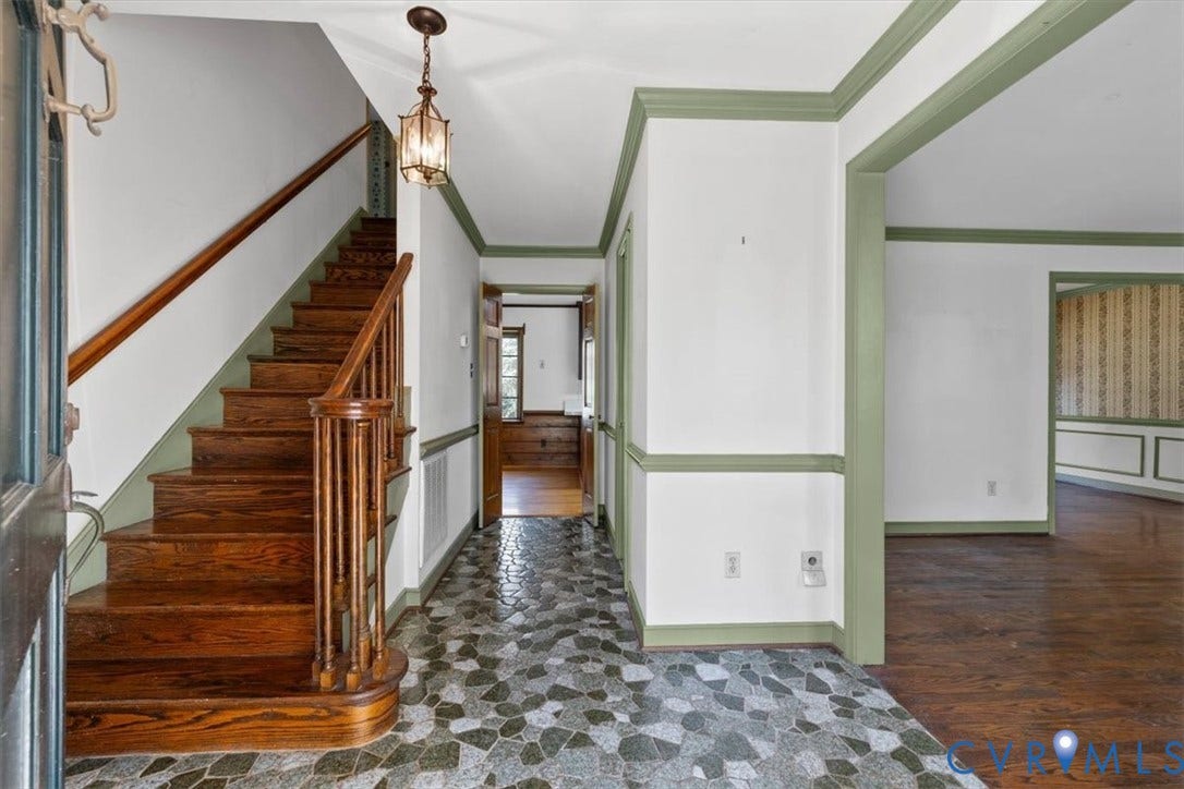 11716 Ivywood Road, Chester, VA 23831