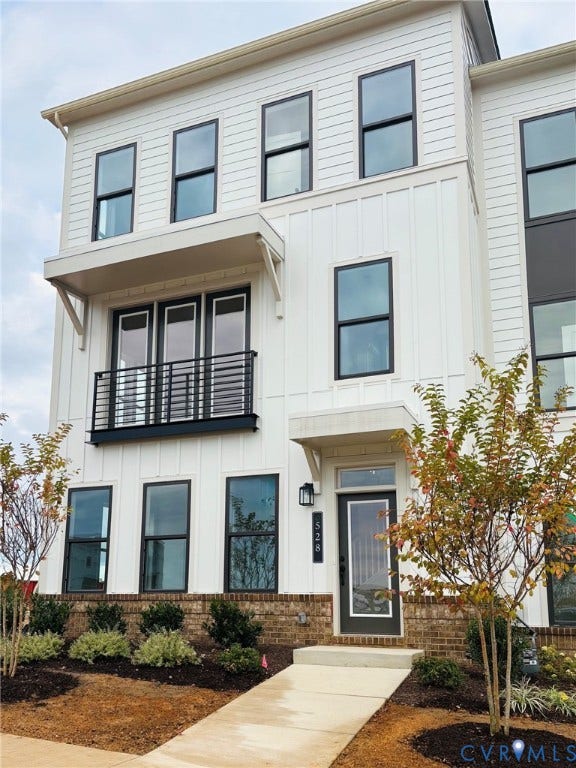528 Aura Avenue, Midlothian, VA 23113