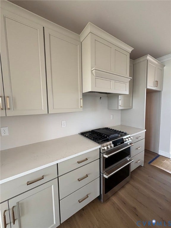 528 Aura Avenue, Midlothian, VA 23113