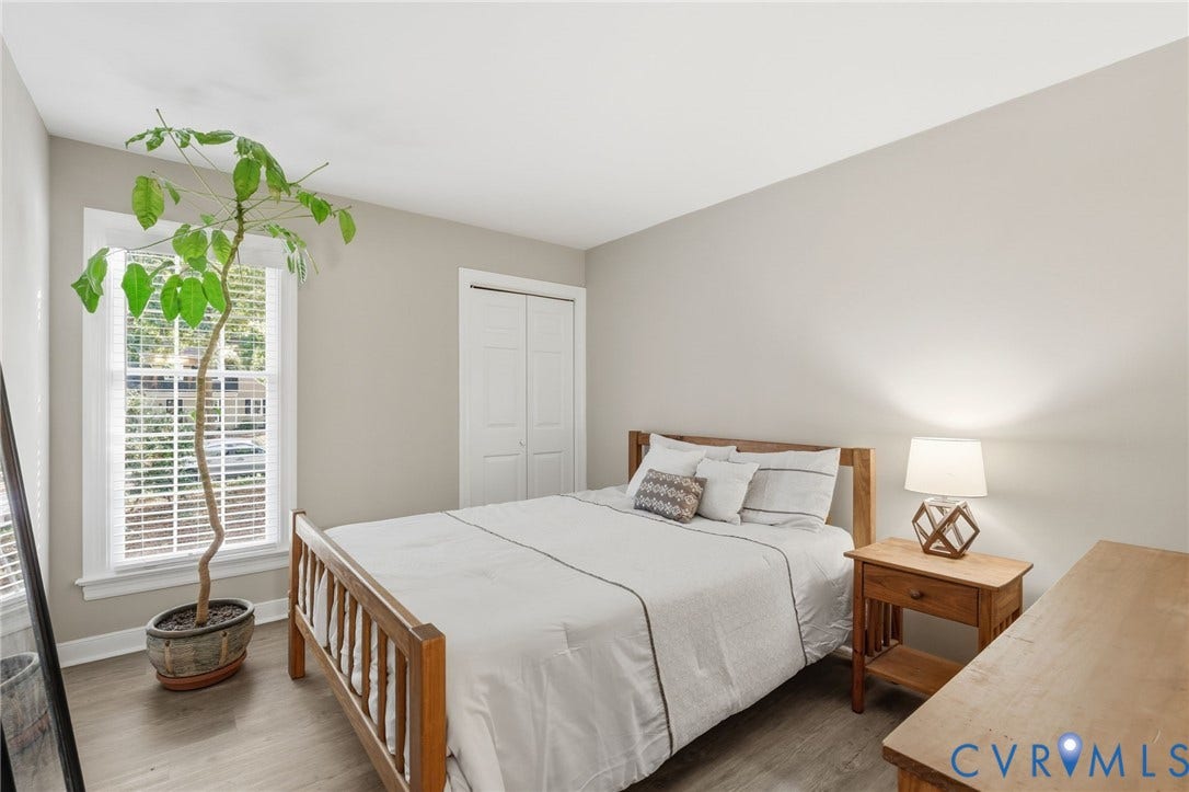 5054 Oakforest Drive, Chesterfield, VA 23832 Main-level secondary bedroom with ample natural light and closet space