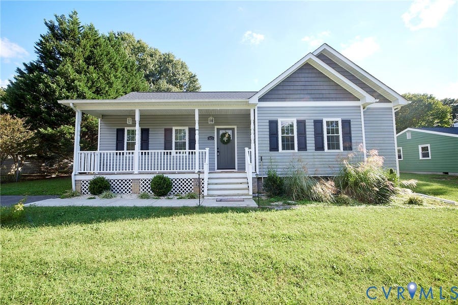 Property photo for 2421 Buena Vista Boulevard, Chester, VA