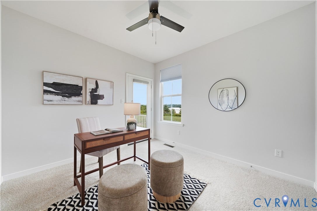 Bedroom with exit to balcony