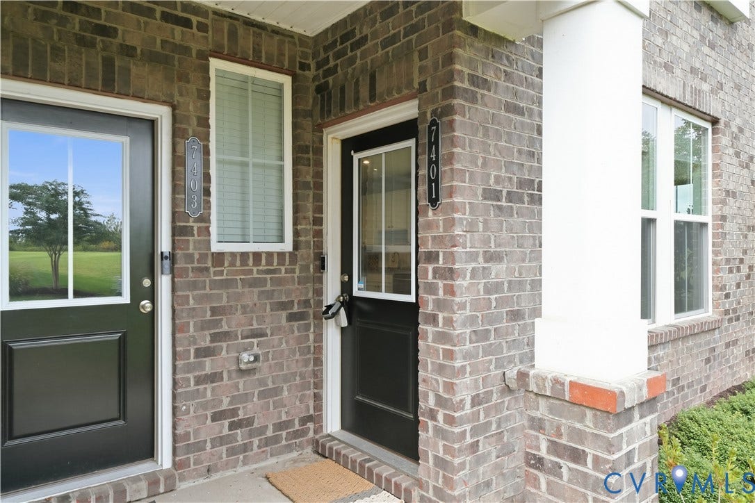 Front door (right)