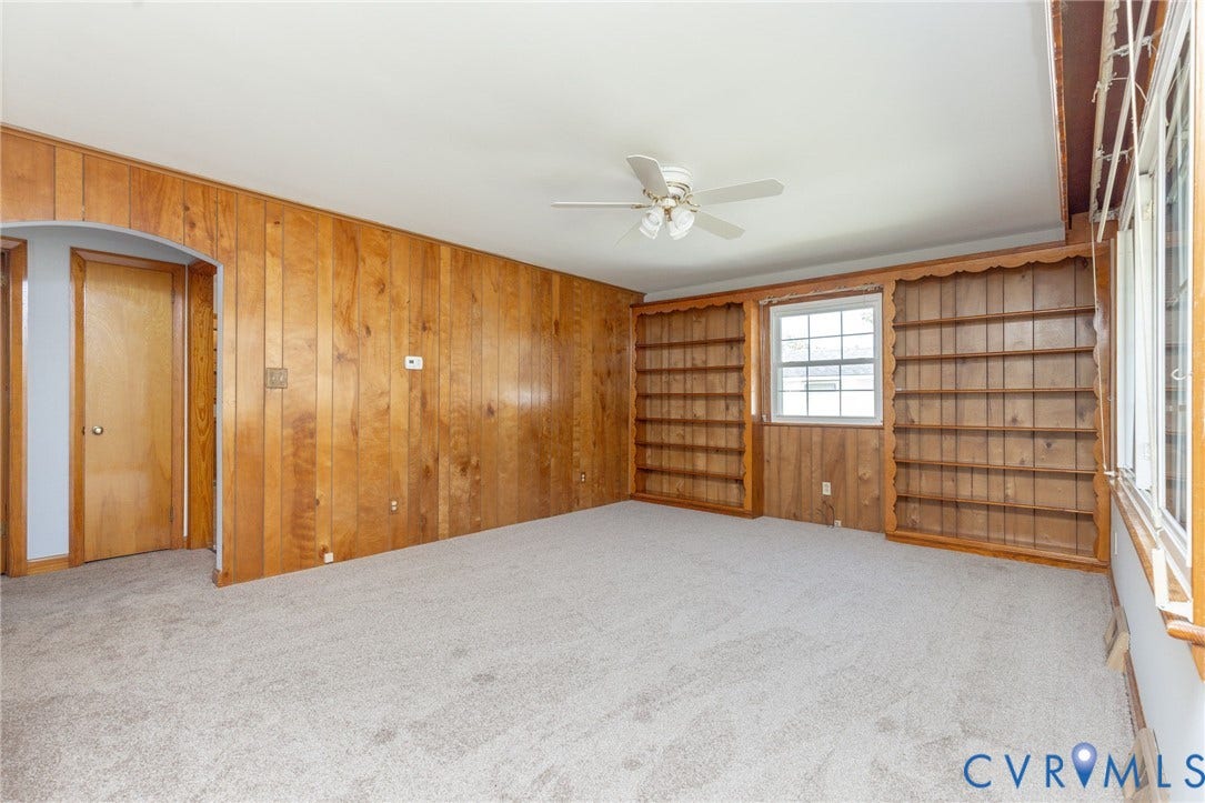 332 S 19th Avenue, Hopewell, VA 23860
