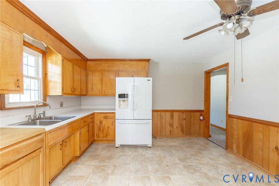332 S 19th Avenue, Hopewell, VA 23860