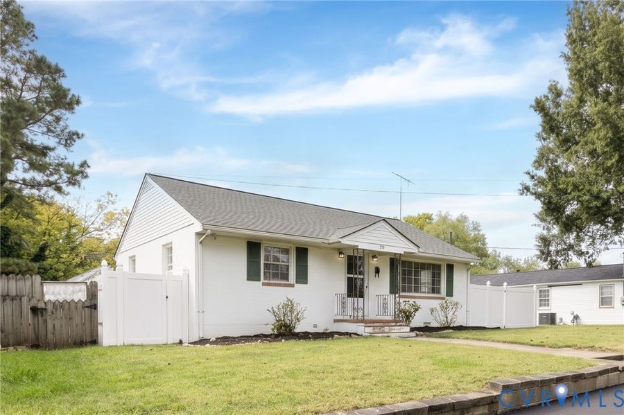 Property photo for 332 S 19th Avenue, Hopewell, VA