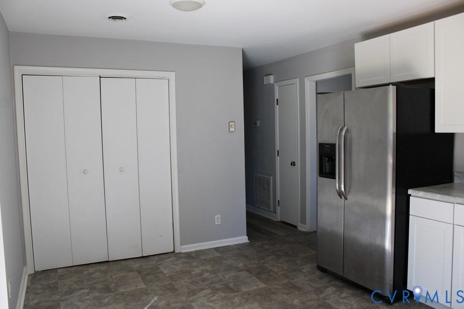 390 Red Oak Drive, Hopewell, VA 23860