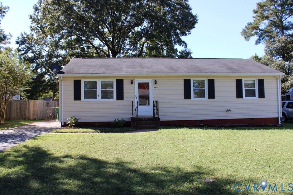 390 Red Oak Drive, Hopewell, VA 23860