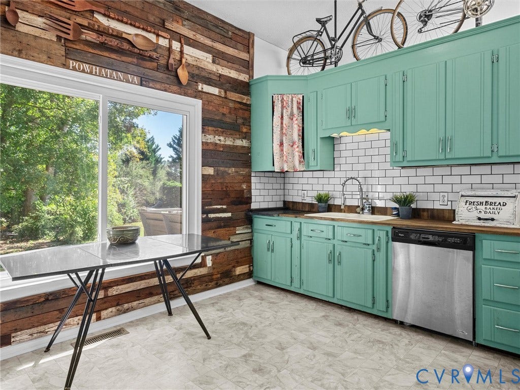 5050 Old Buckingham Road, Powhatan, VA 23139