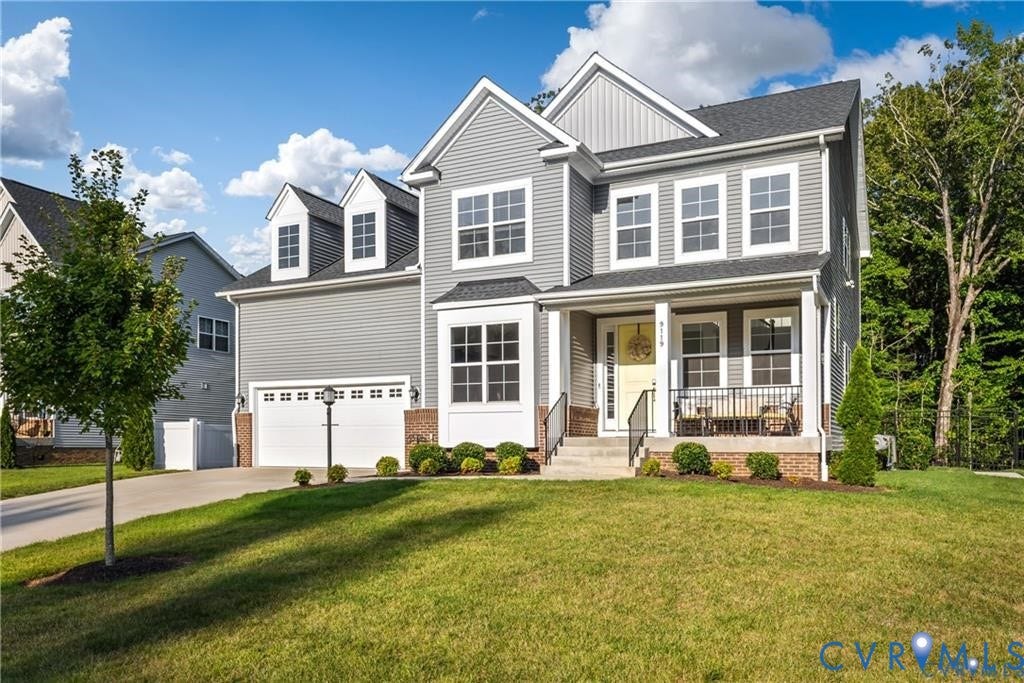 9119 Moldova Road, Haynes Bridge, Chesterfield, VA 23832 Front of house, yard, dbl paved driveway & 2 car garage
