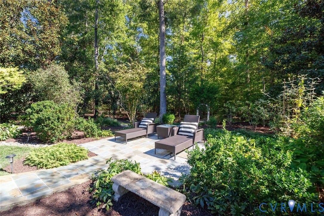414 Regina Lane, Goochland, VA 23238 414 Regina Lane, Goochland, VA 23238