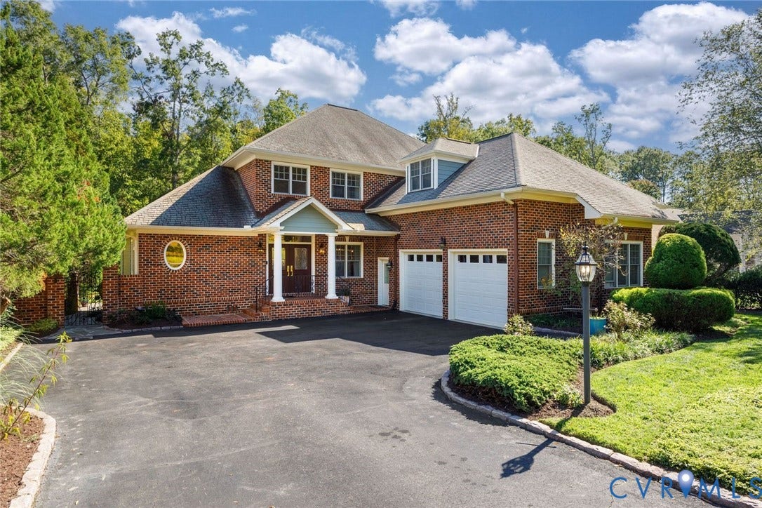 414 Regina Lane, Goochland, VA 23238 414 Regina Lane, Goochland, VA 23238