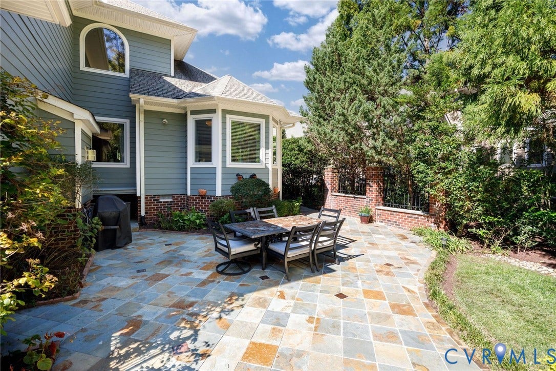 414 Regina Lane, Goochland, VA 23238 414 Regina Lane, Goochland, VA 23238