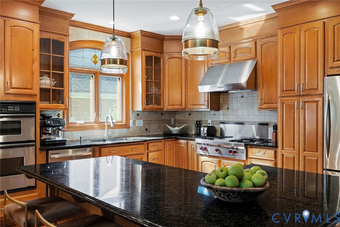 414 Regina Lane, Goochland, VA 23238 414 Regina Lane, Goochland, VA 23238