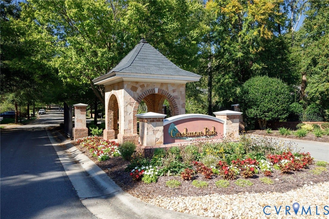 414 Regina Lane, Goochland, VA 23238 414 Regina Lane, Goochland, VA 23238