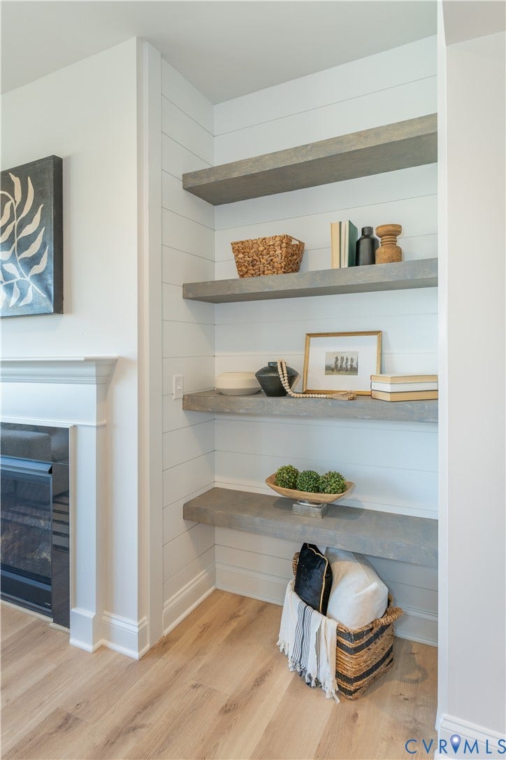 Photos of a similar home in the community. Optional features and finished may be demonstrated.