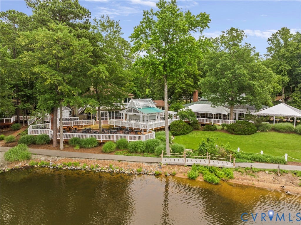 13909 Sterlings Bridge Road, Sterlings Bridge, Midlothian, VA 23112 The Boat House Restaurant and Event Venue
