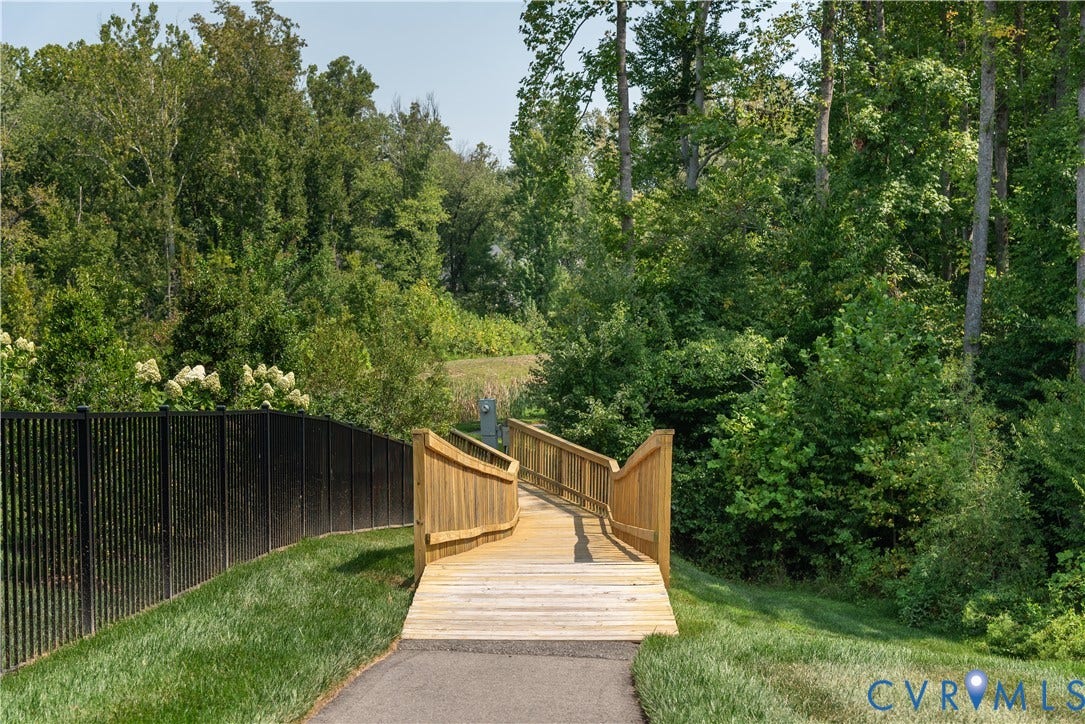 Readers Branch community amenities