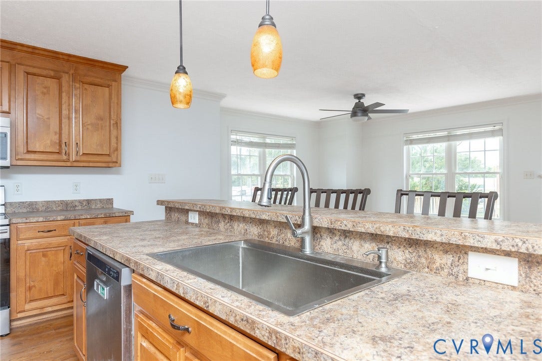 17 Freeman Drive, Freeman Gardens, Poquoson, VA 23662 17 Freeman Drive, Freeman Gardens, Poquoson, VA 23662