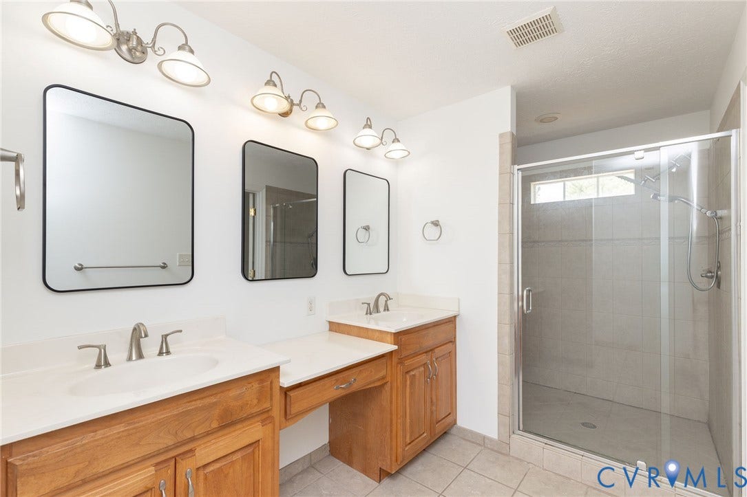 17 Freeman Drive, Freeman Gardens, Poquoson, VA 23662