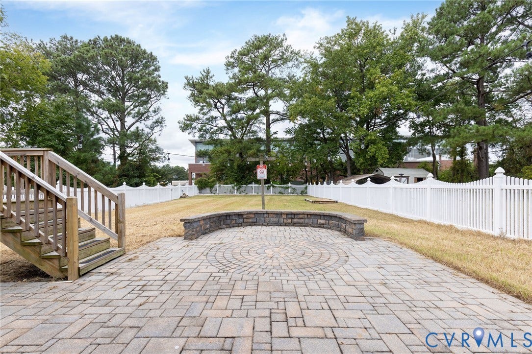 17 Freeman Drive, Freeman Gardens, Poquoson, VA 23662
