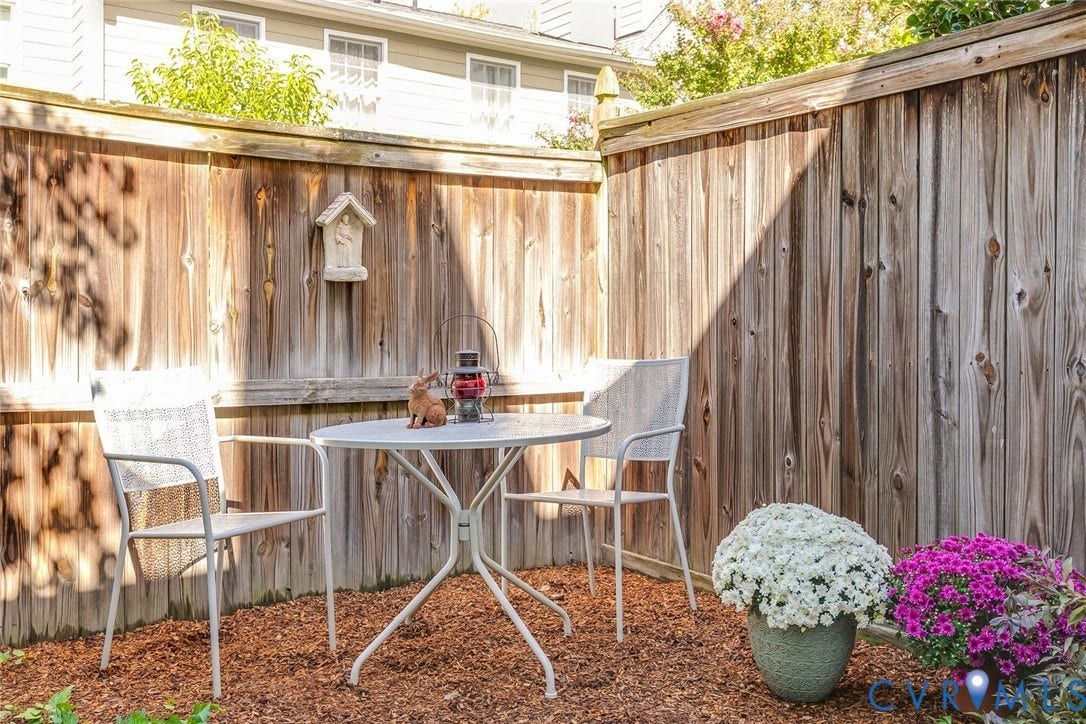 Privacy fence