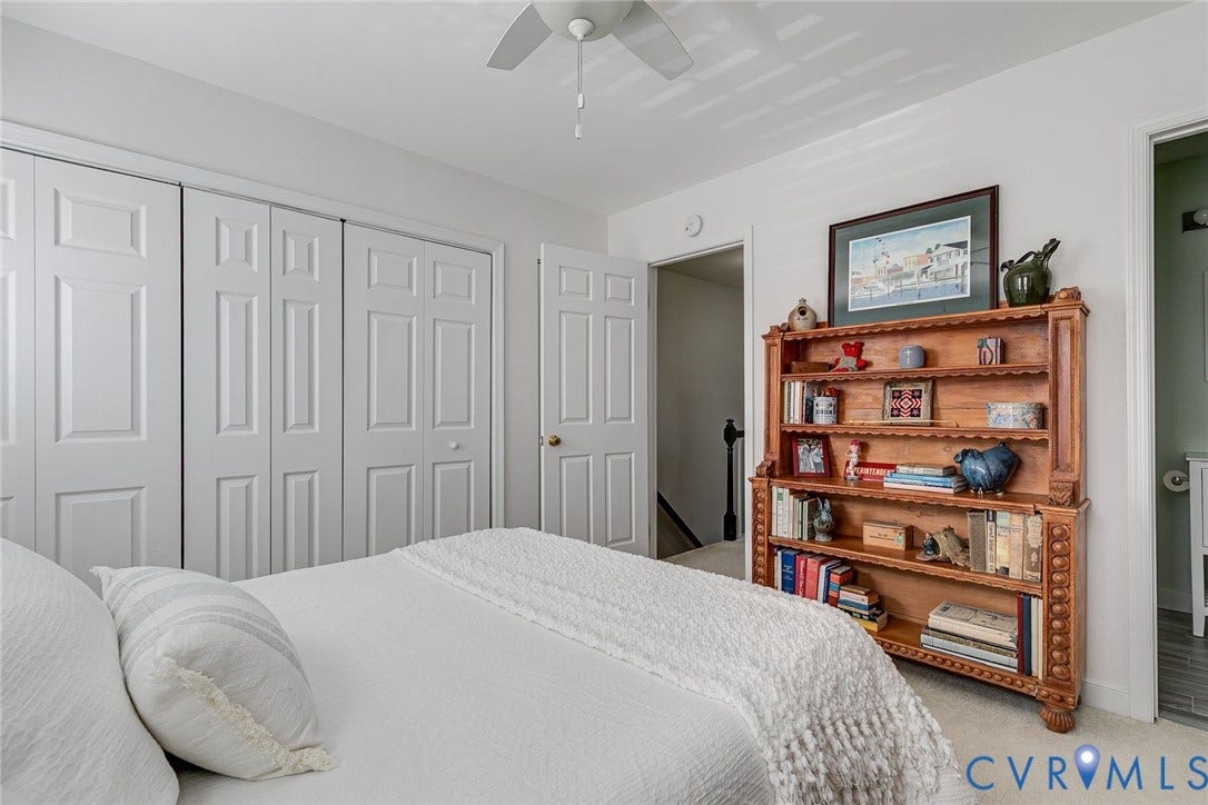 Ample closet space, linen closet