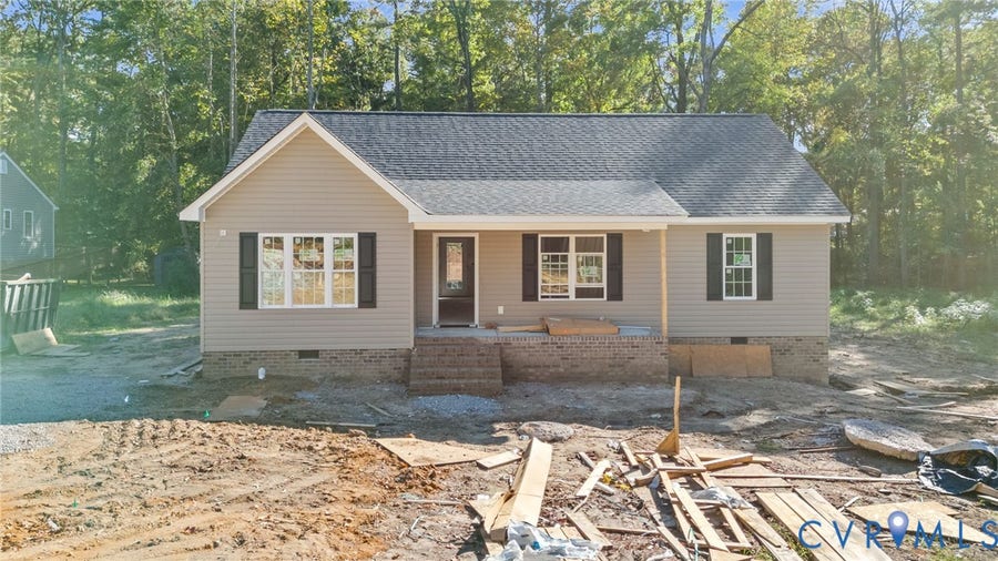 Property photo for 25501 Simmons Avenue, Dinwiddie, VA