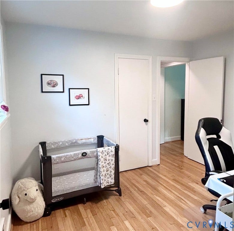 Bedroom/office; Hardwood Flooring
