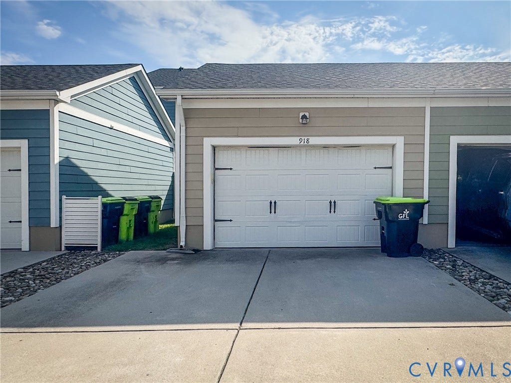 918 Hillside Avenue, Captain's Landing, Norfolk, VA 23503 918 Hillside Avenue, Captain's Landing, Norfolk, VA 23503